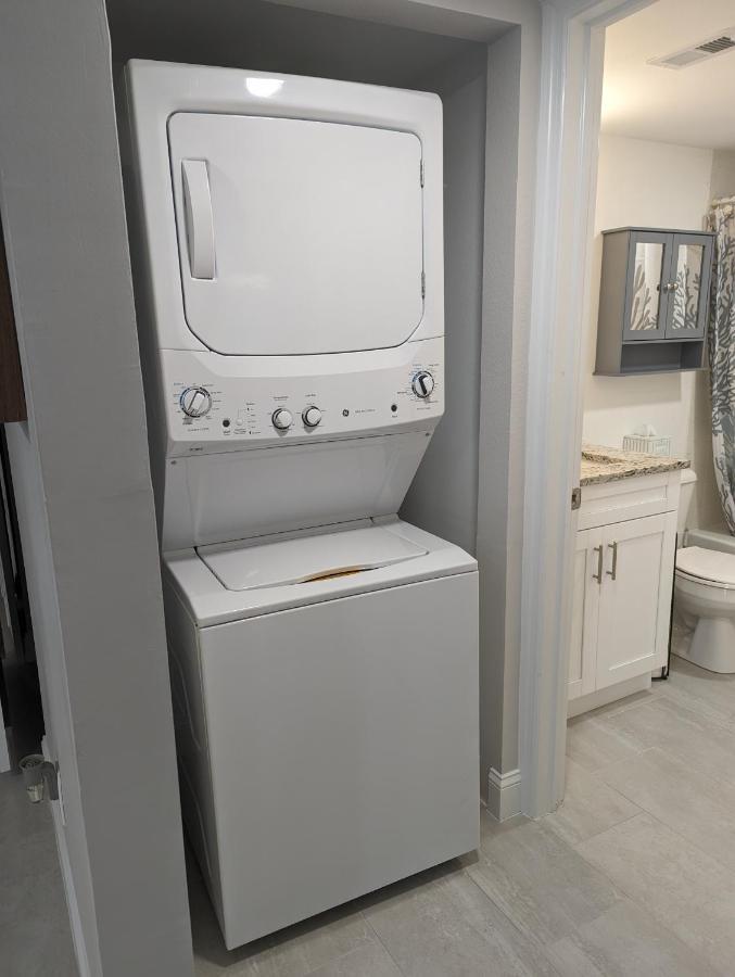 New Condo! Just 15 Min To Ft Myers And Sanibel Beach! Great Location!! Fort Myers Exterior foto